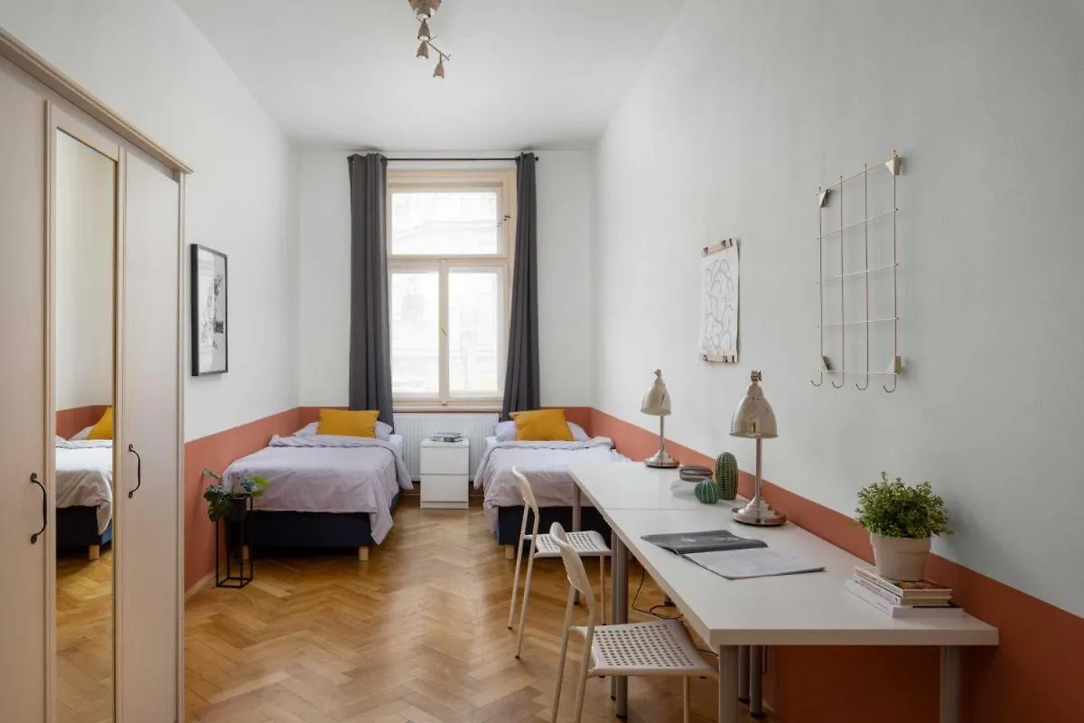 Letna Apartments Prag Çek Cumhuriyeti